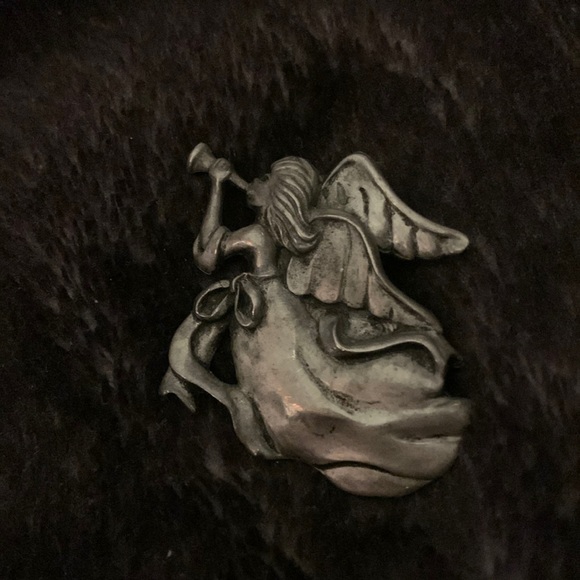 Seagull Pewter Angel with Trumpet - Picture 1 of 6